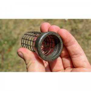 Distance Cage Feeder - medium