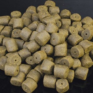 Halibut pelety s dírou 250 g