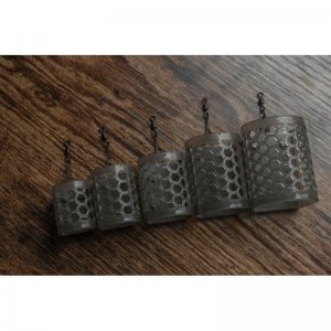 Hexmesh Plastic Cage Feeder - medium