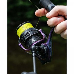 Naviják s přední brzdou Abu Garcia Spike 2500SH