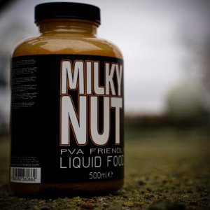 Tekutá potrava Munch Baits Milky Nut 500ml