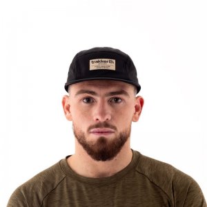 Trakker Kšiltovka 5 Panel Black Cap