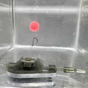 Krmítko Method Feeder Fans Rig Control