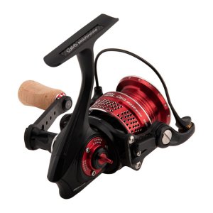 Naviják s přední brzdou Abu Garcia Revo MGXtreme Spin 30