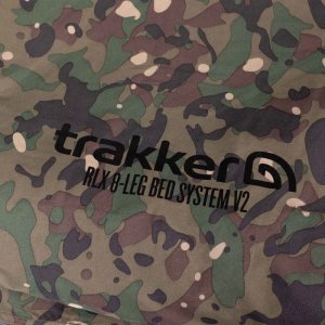 Trakker Lehátko RLX 8 Wide Camo Bed System