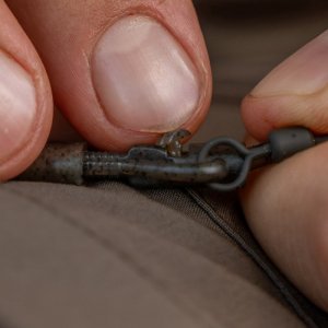 Outline FleckTone - Pinned Lead Clips