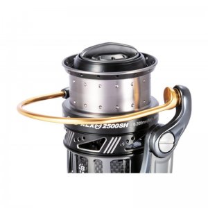 Naviják s přední brzdou Abu Garcia Revo ALX Theta 2500MSH