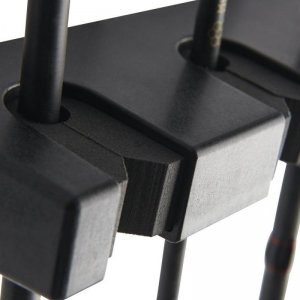 Držák prutů na zeď Berkley Rod Rack Horizontal 4Rods